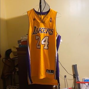 Los Angeles Lakers Jersey (Kobe Bryant)